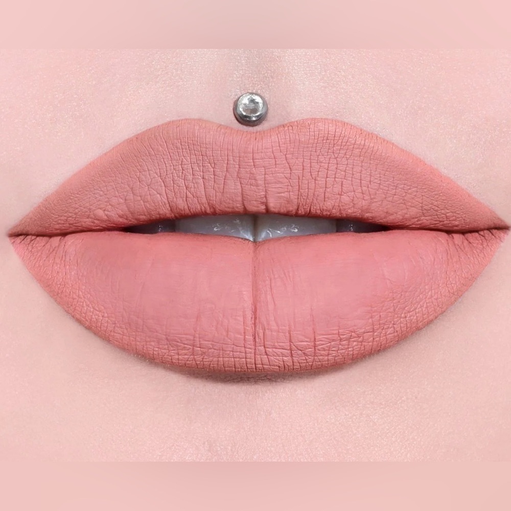 New Jeffree Star Birthday Suit Velour Liquid Lipstick